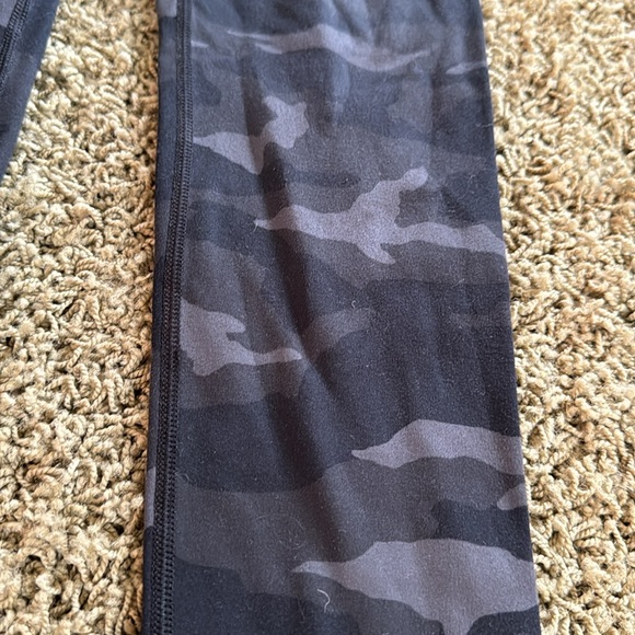 Athleta Girl Leggings Like New size 8-10 - Picture 2 of 4
